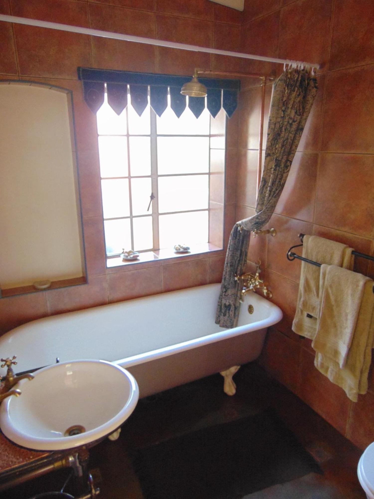 Fountain Baths Guest Cottages 바버턴 외부 사진